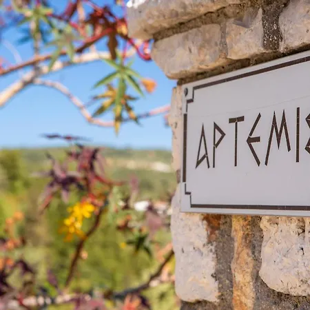 Villa Artemis *